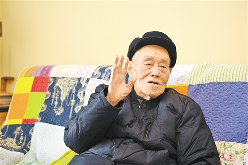 【奋斗百年路·启航新征程】103岁的冯复善：“我的心与党始终在一起”