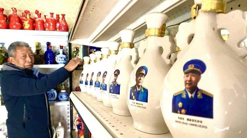 酒瓶收藏：瓶如陈酿历久弥香亦醉人