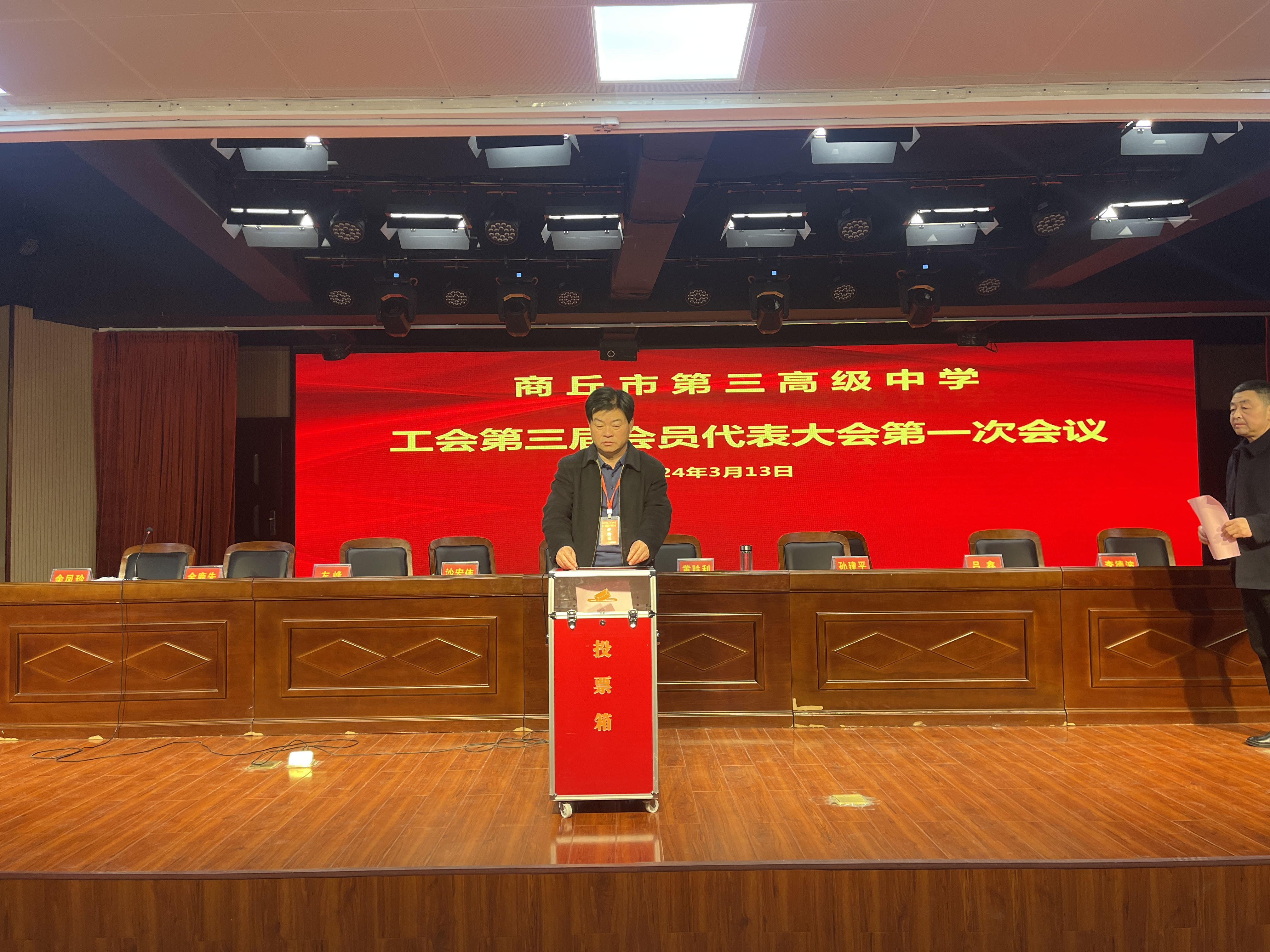 图片.png 图片.png