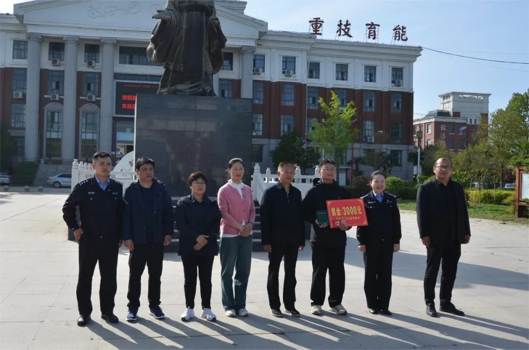 图片.png 图片.png