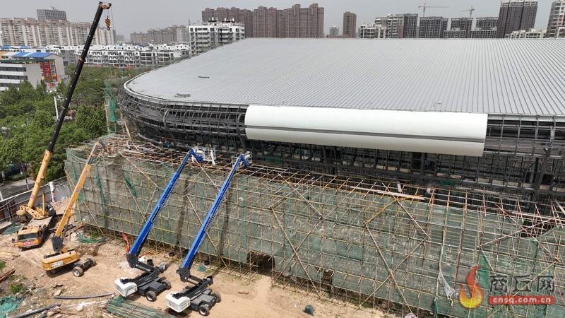 商丘体育中心二期项目施工现场