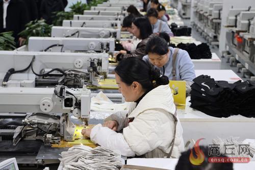 睢县：“智慧制鞋”迭代升级 鞋业产品“跑”向世界